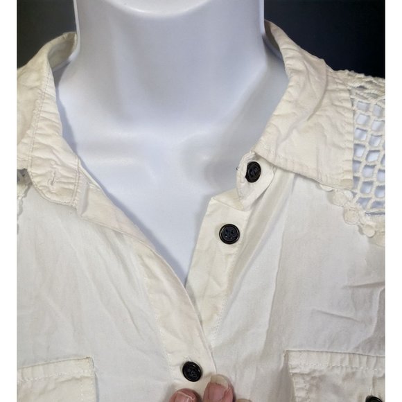 Millenium Lace Shoulder Button Up - Picture 3 of 12